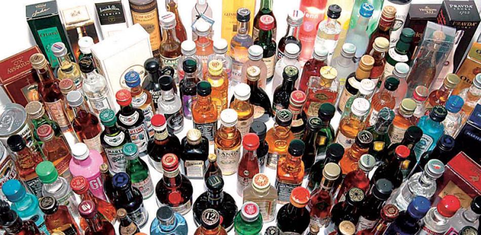 Pérdidas. Según el estudio el Estado dejó de recibir US$350 millones en ingresos a causa del contrabando de bebidas alcohólicas.
