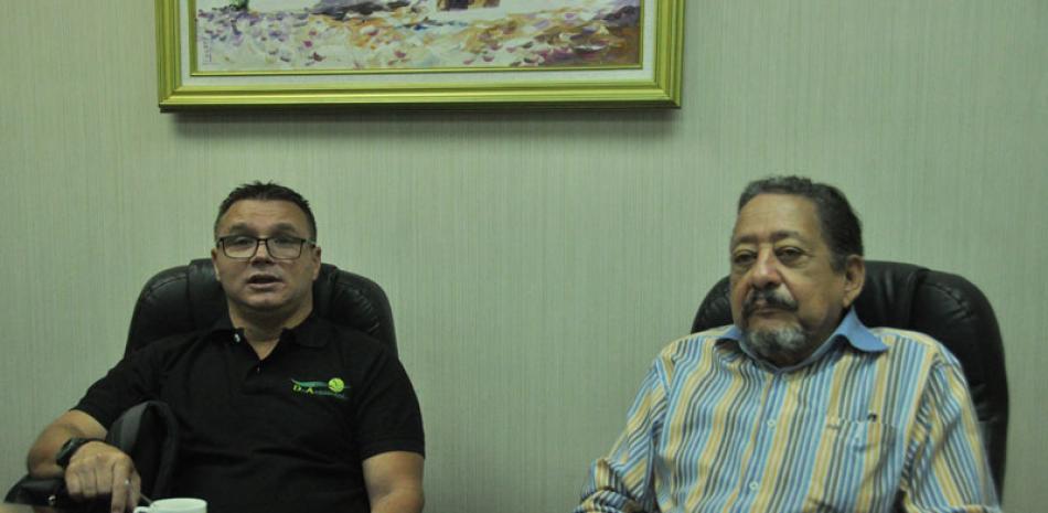 Entrevista. Oswaldo Zuluaga y José Miguel de Peña en una visita a LISTÍN DIARIO.