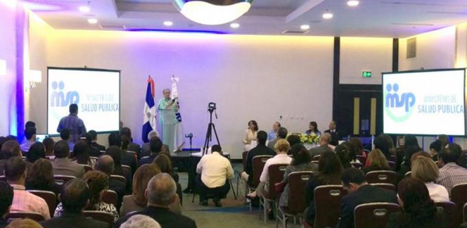 Herramienta digital. La ministra de Salud, Altagracia Guzmán Marcelino, encabezó el acto de presentación de la nueva aplicación.