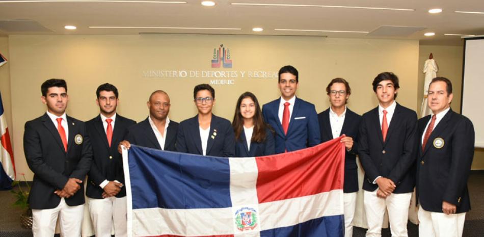 La selección dominicana que estará representando al país en los LXI Campeonatos de Golf Amateur del Caribe.