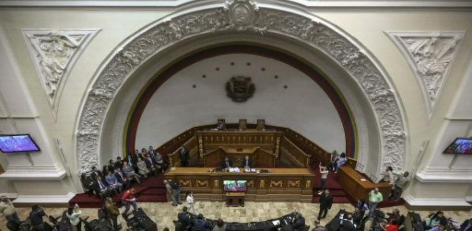 Fotografía del salón de sesiones de la Asamblea Nacional (AN) durante una sesión con la asistencia de representantes diplomáticos en Venezuela, sábado 19 de mayo de 2017, en Caracas (Venezuela).