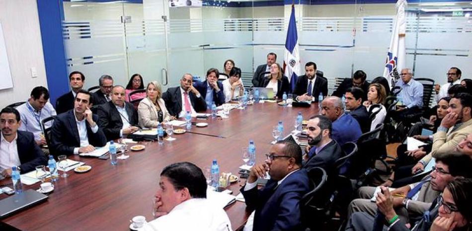 Entidades. La mesa fue coordinada por Competitividad y es parte de la Mesa de Fomento a las Exportaciones hacia el Caribe, dirigida por el Ministerio Administrativo de la Presidencia.