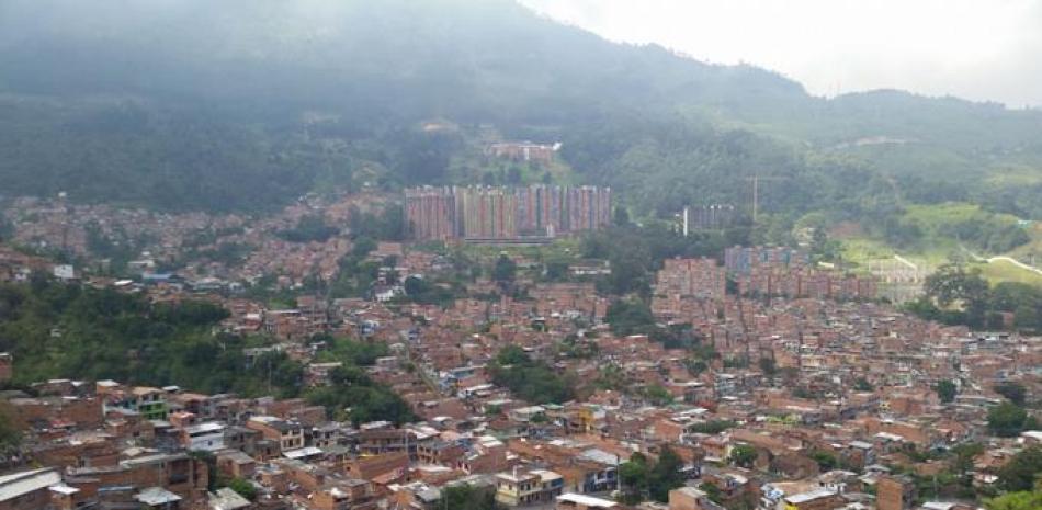 IMPACTO SOCIAL. El sistema de transporte integrado con que cuenta Medellín ha logrado reducir las muertes violentas, accidentes de tránsito y mejorar las condiciones de vida de las personas que habitan las zonas más pobres de esa ciudad.