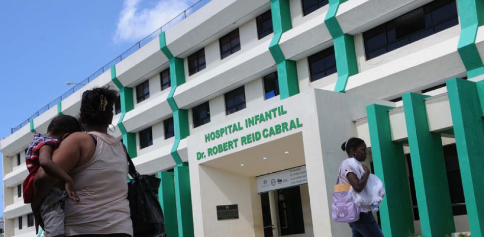 Médico, Ricardo Elías Melgen: “Los recién nacidos haitianos también ocupan la mayor atención de cuidados intensivos en el Robert Reid Cabral”.