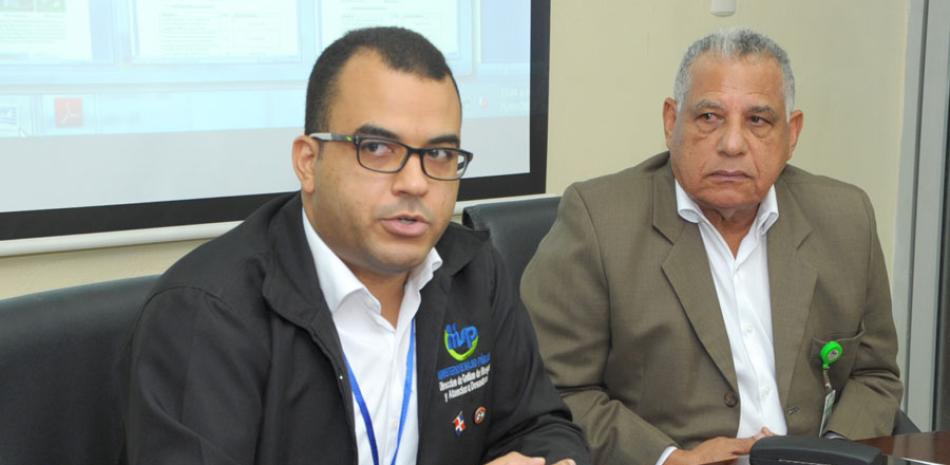 Prevención. Héctor Quezada y José Luis Cruz ofrecieron detalles de las acciones que lleva a cabo el Ministerio de Salud Pública.