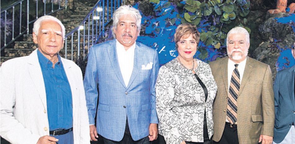 Antonio Guadalupe, Carlos Puello, Purísima De León de Guerra,
Juan Guerra Guerrero y Abil Peralta Agu¨ero.