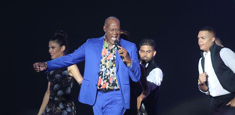 Johnny Ventura con todo su melao en el Festival Presidente, la tarde del domingo, en el Estadio Olímpico.