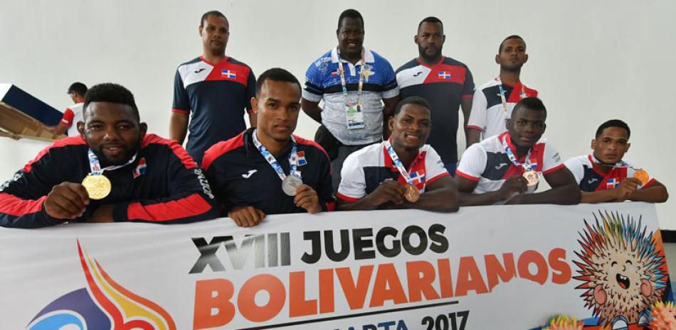 Los cinco medallistas de República Dominicana, José A. Arias, ganador de presea de oro; Luis de León, ganó plata; Jancel Pimentel, Johan Batista, y Carlos Adames, medallas de bronce.