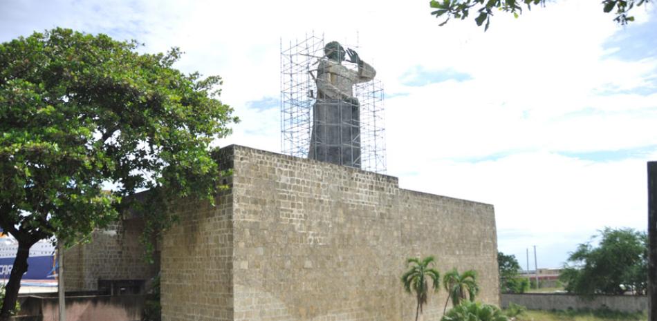 Honra. El monumento en honor a Fray Antón de Montesinos fue donado por el gobierno de México y busca perpetuar la memoria del sacerdote dominico al que se considera el primer defensor de los derechos humanos en América, al denunciar la crueldad de los colonizadores.