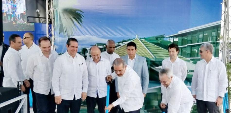 Acto. El complejo hotelero que contó con la presencia del Presidente Medina iniciará sus operaciones en invierno 2018-2019.