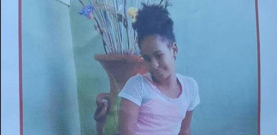 Otro crimen. La niña Rosa Iris Maite, de 11 años, cuyo cuerpo fue hallado en La Otra Banda, Higu¨ey. Su ropa estaba rota y tenía varias heridas.