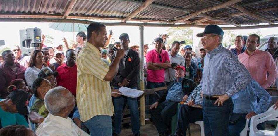 Promesa. El presidente Danilo Medina se comprometió a financiar 5,000 tareas de tierra para el cultivo de arrayás, a fin de producir guavaberry, cacao, chinola y mango.