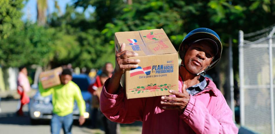 Donación. Las entregas beneficiarán a más de seis millones de habitantes. Las cajas tienen una variedad de alimentos.