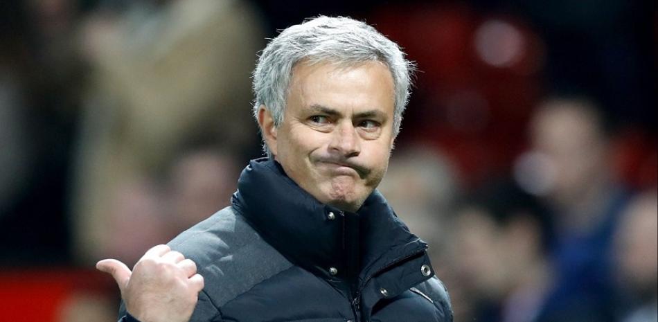 José Mourinho, controversial director técnico del United.
