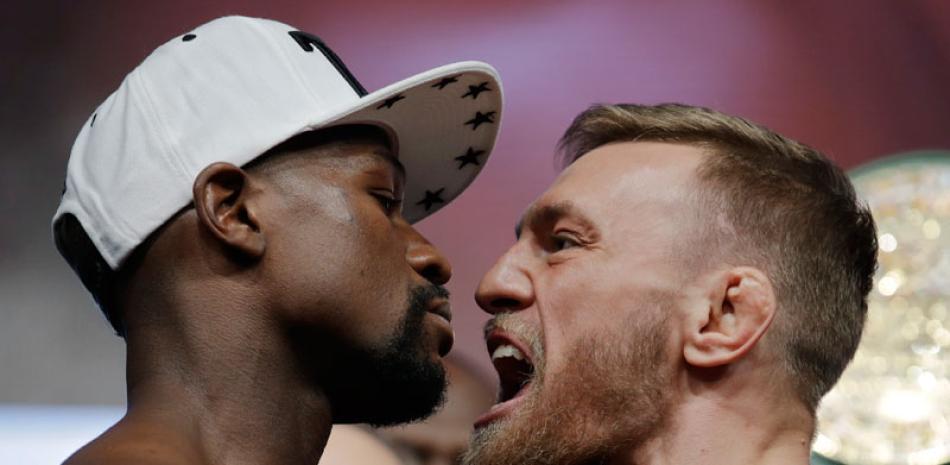 Floyd Mayweather contra el peleador irlandés de artes marciales mixtas Conor McGregor.