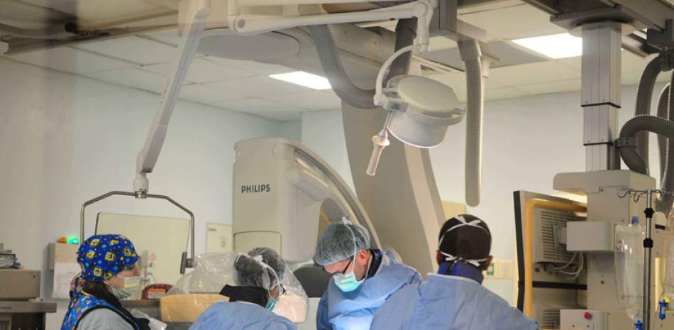 Los servicios de salud más demandados por pacientes extranjeros son las cirugías, implantes dentales y los tratamientos ortopédicos.