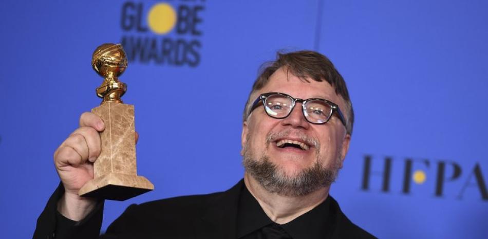 El mexicano Guillermo del Toro consiguió el trofeo al mejor director en la 75 edición de los Globos de Oro por su trabajo en "The Shape of Water".