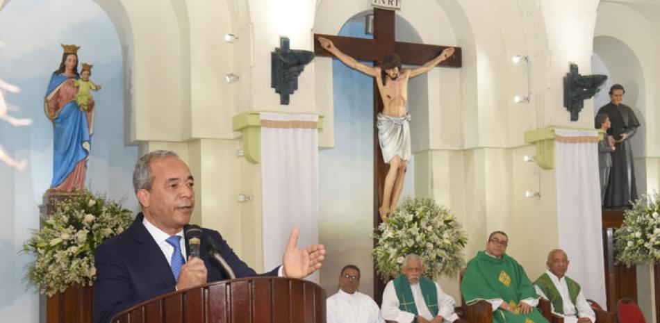 Discurso. El vicepresidente ejecutivo de la CDEEE, Rubén Jiménez Bichara, durante su participación en la misa.
