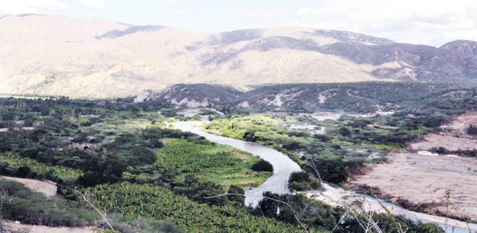 Relevancia. La cuenca del río Yaque del Sur, la tercera más grande del país, posee un importante rol hidrológico para el abastecimiento de agua en usos múltiples, destaca el Ministerio de Medio Ambiente.
