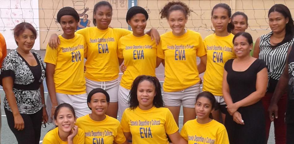 Integrantes del equipo de Voleibol de la Escuela EVA.