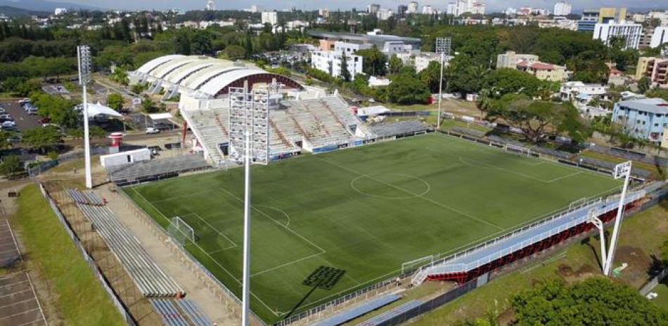 El Cibao FC ha logrado en tiempo récor subir la capacidad del Estadio Cibao FC, de la Ponticicia Universidad Catolica Madre y Maestra de 4,000 a 10,000 aficionados.