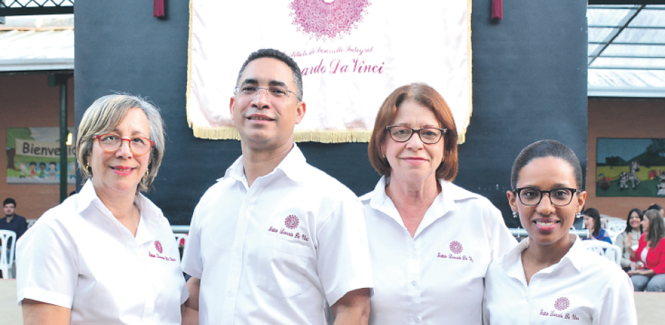 Colaboradores del Instituto Leonardo Da Vinci.