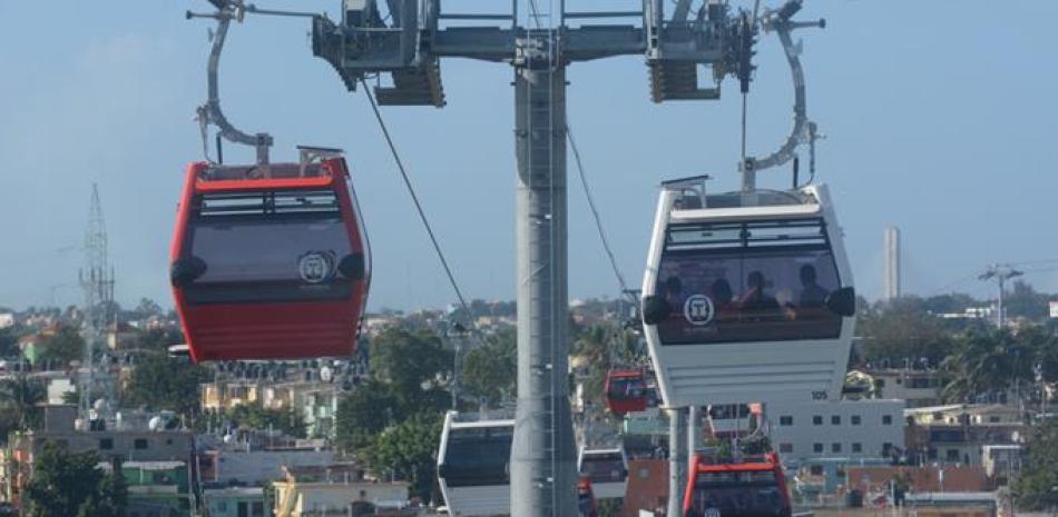 Movilidad. Se espera que el Teleférico empiece a operar dentro de dos meses para movilizar pasajeros de la parte Norte y Este del Gran Santo Domingo.