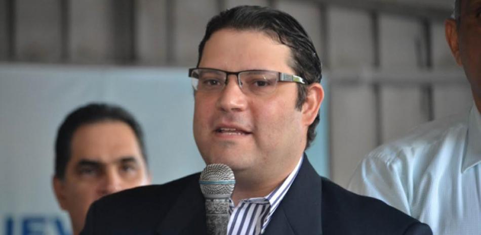 Eduardo Sanz Lovatón (Yayo) aspira a la presidencia del PRM por el Distrito Nacional, en la convención del próximo domingo.
