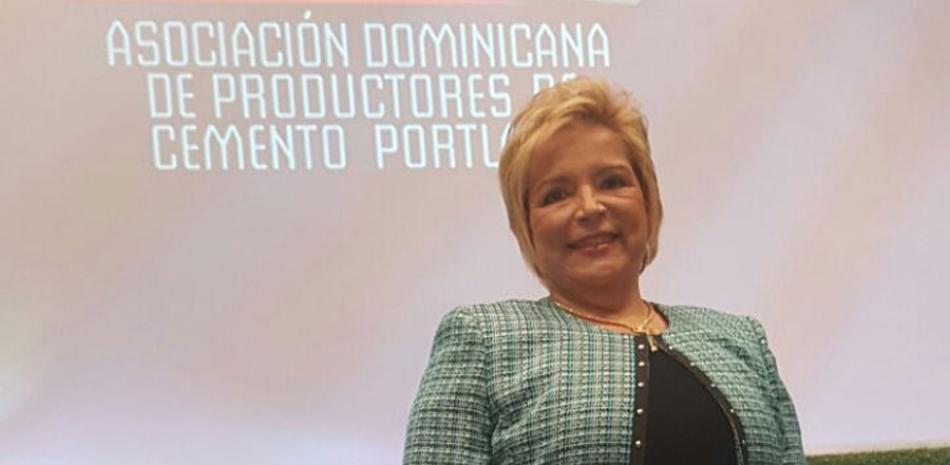 Rayza J. Rodríguez, presidenta de la Adocem, dijo que las inversiones de la industria cementera es de aproximadamente US$1,200 millones.