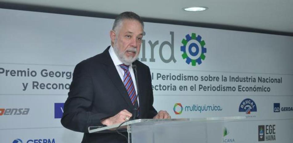 Postura. El presidente de la AIRD, Campos de Moya, se refirió al tema previo a participar en el lanzamiento del Tercer Congreso Industrial.