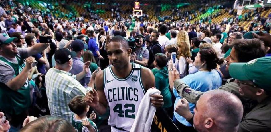 Al Horford es el jugador más veterano y uno de los líderes de los Celtics de Boston.