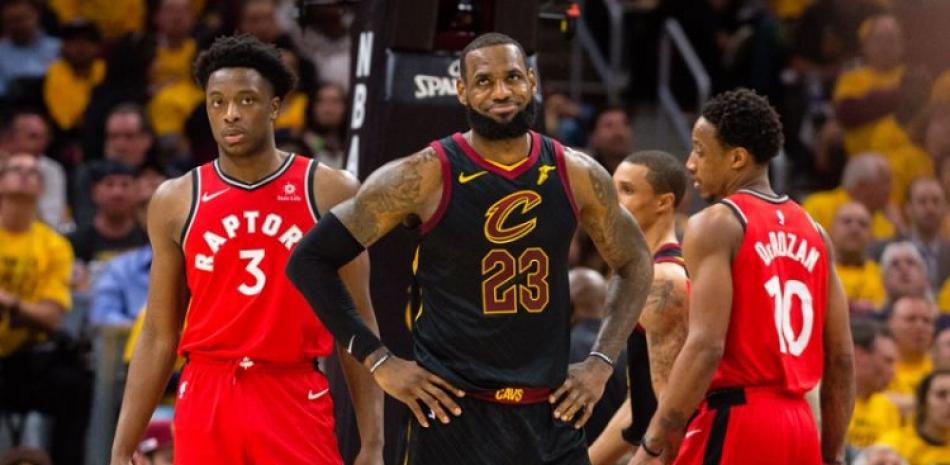 LeBron James, el Rey de Cleveland, volvió a demostrar que entre sus "Hijos" en la NBA se encuentran los Raptors de Toronto.