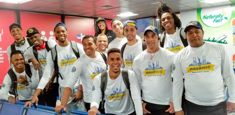 De gira. Los campeones del club Mauricio Báez viajaron a Nueva York para sostener un intercambio amistoso con el equipo Danburty Team Pro-Am, de Connecticut.