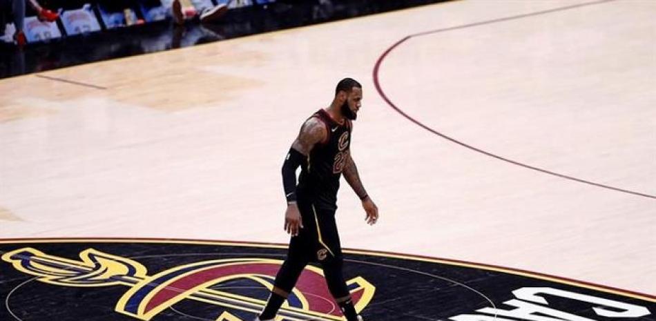 LeBron James volvió a quedarse sin premio a pesar de su actuación estelar con los Cavaliers de Cleveland.