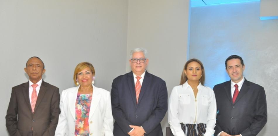 Miguel Cabrera, Deidamia Antigua, Enrique Cambier, Lilian Baez y Alberto Avila.