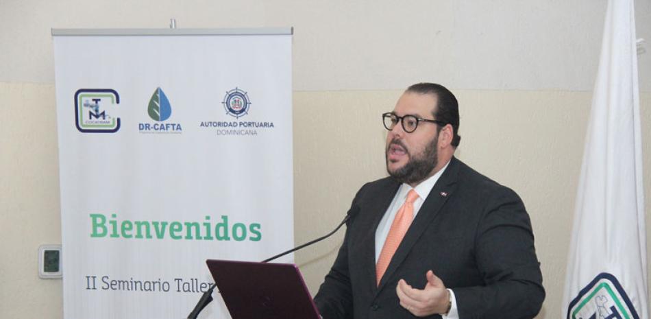 Actividad. Víctor Gómez Casanova habló en la inauguración del segundo seminario taller FOGAP 2018.
