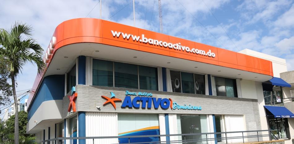 Fachada del Banco Activo