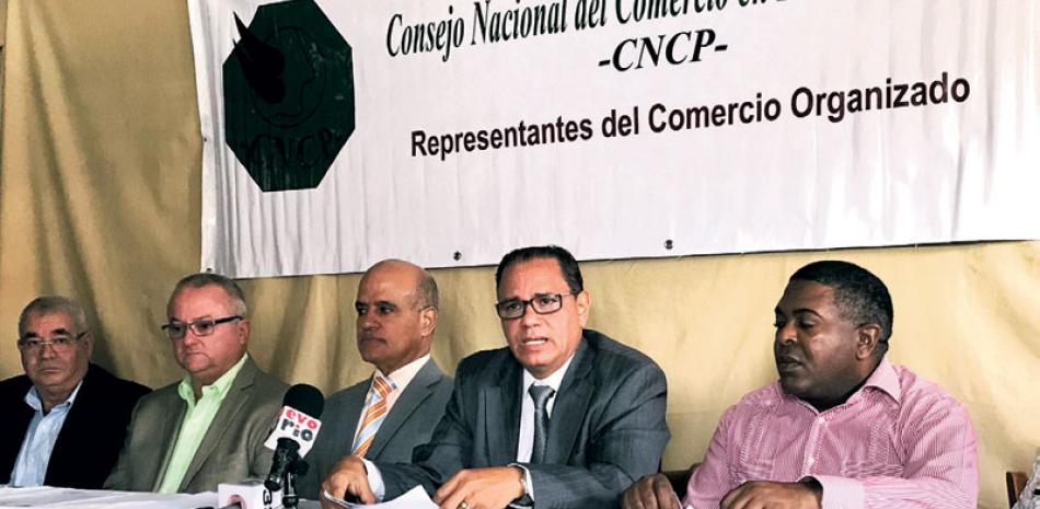 Directivos. Al centro, el vicepresidente del CNCP, Jorge Morales quien habló ayer en nombre del gremio.