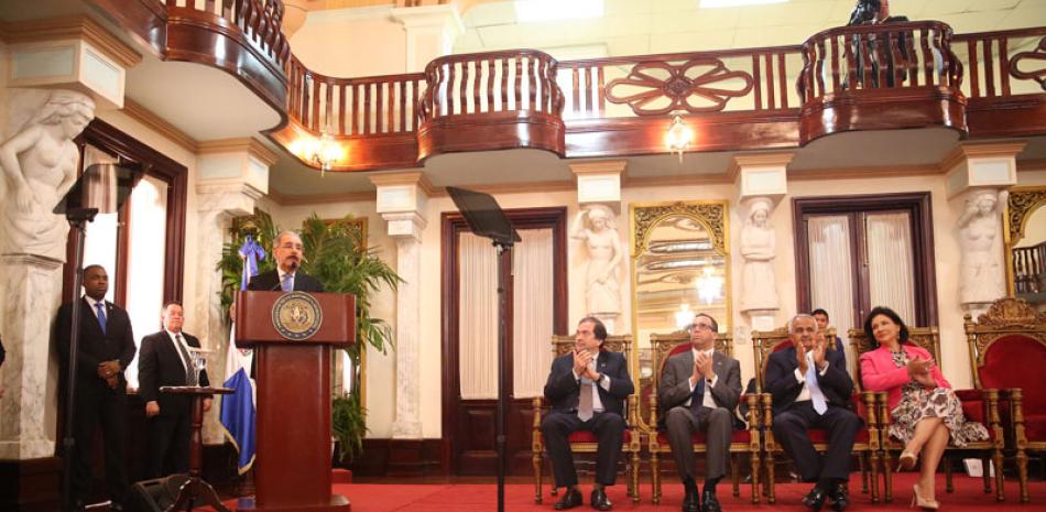 Acto en Palacio. El presidente Danilo Medina encabezó el acto por el Día Nacional de la Alimentación, donde destacó el trabajo del gobierno para cada día producir y exportar los distintos rubros.