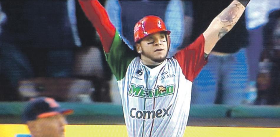 Bambinazo. Sebastián Valle produjo un vuelacercas que propició la victoria de los Venados en el béisbol de México.