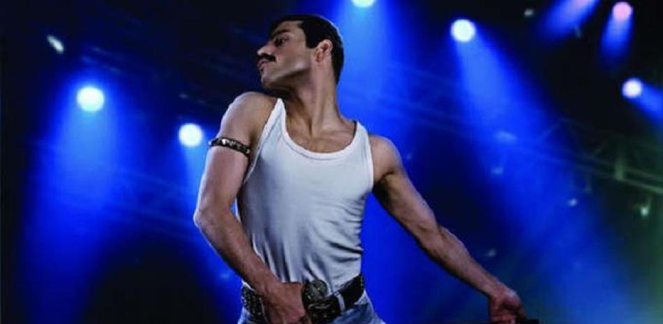 Rami Malek, recordado por su papel protagónico en la serie "Mr. Robot", interpreta a Freddie Mercury en "Bohemian Rhapsody".