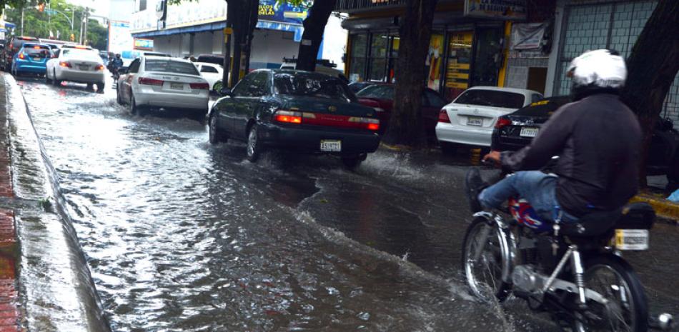 Reporte Onamet. Los pronósticos de aguaceros hablan de posibles inundaciones urbanas, desbordamientos de ríos, arroyos y cañadas.