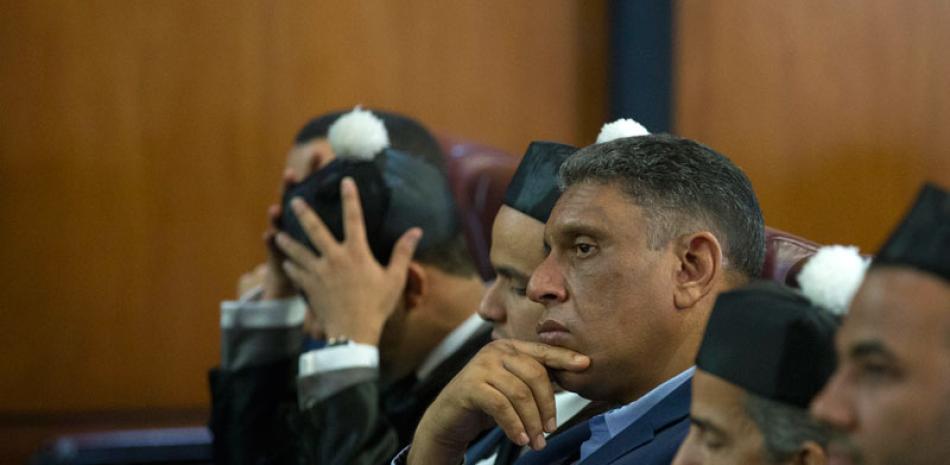 Juicio. Jesús Vásquez Martínez “Chu”, junto a sus abogados, durante una de las audiencias del caso Odebrecht.