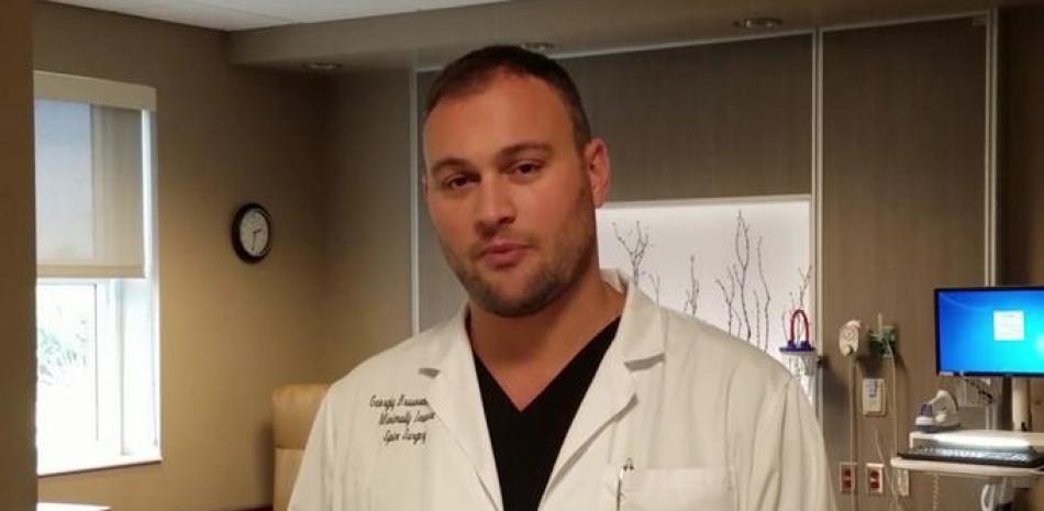 El doctor Georgiy Brusovanik, ortopeda de origen ruso especialista en columna, sería contratado por las autoridades dominicanas.
