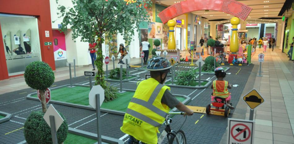 Inauguración. El Parque Vial pretende orientar a los niños sobre las normas de la Ley 63-17.