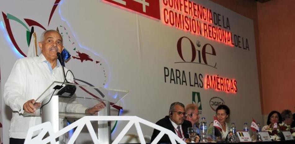 Osmar Benítez, ministro de Agricultura, informa país tiene baja prevalencia en enfermedades de declaración obligatoria ante la OIE.