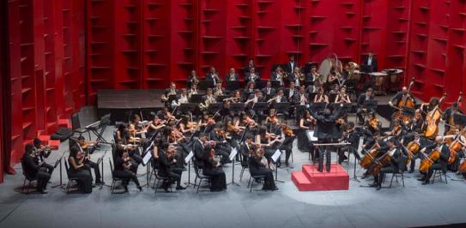 Evento. La Orquesta Sinfónica Juvenil ha presentado dos temporadas de conciertos en el Teatro Nacional Eduardo Brito.