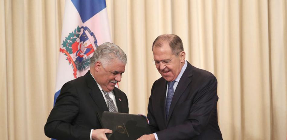 Memorándum. Los cancilleres Miguel Vargas y Sergei Lavrov suscribieron dos acuerdos durante un acto en la Cancillería rusa.