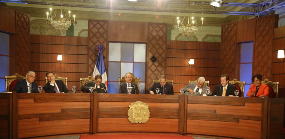 Jornada. Los últimos 20 candidatos evaluados por CNM se llevó a efecto durante la tercera sesión de entrevistas iniciada el miércoles pasado, encabezada por el presidente Danilo Medina.