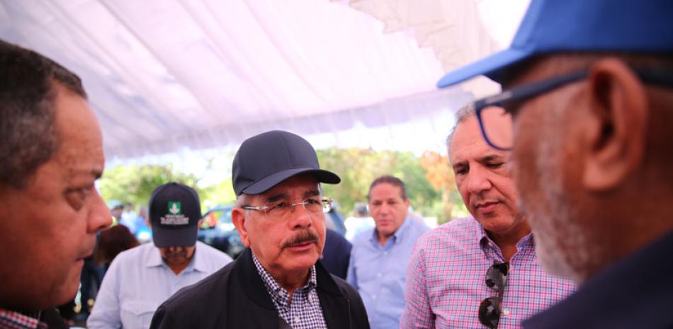 Gestión. El presidente Danilo Medina realizó su visita sorpresa a Las Matas de Santa Cruz, provincia Monte Cristi.